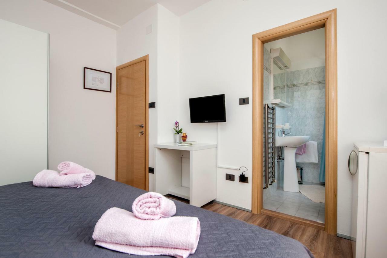 Rooms Mariana Rovinj Exterior photo